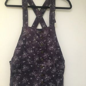 Free people floral corduroy overall shorts size 0